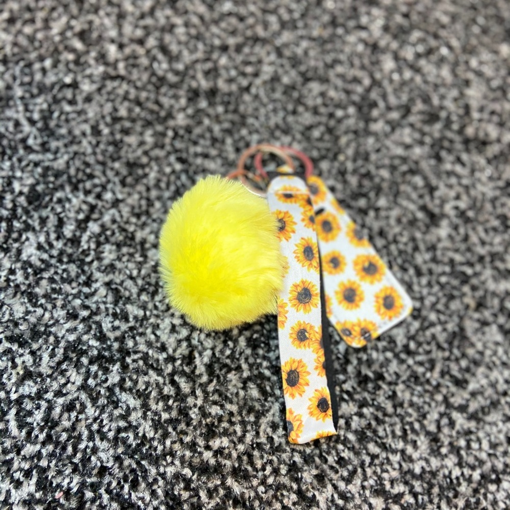 Keychain - Picture 9 of 16